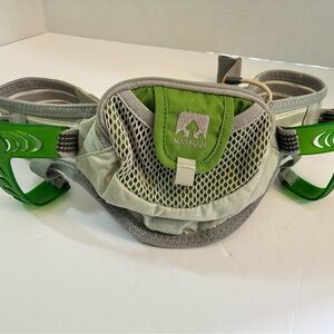Natan Green and Gray Mesh Hydration Pack